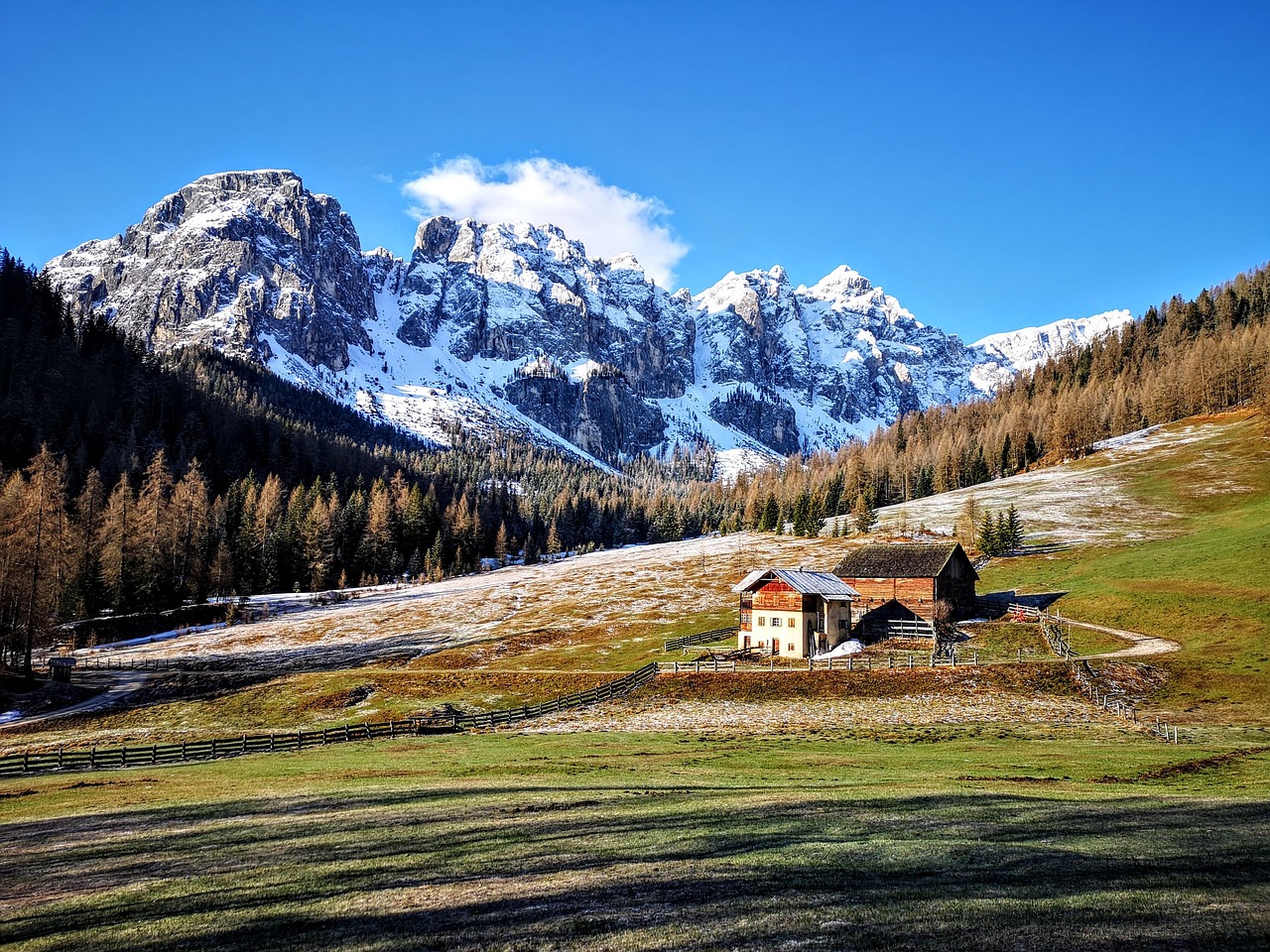 montagne, dolomiti, nevicare, natura, idilliaco, simpatico, primavera, verde, foresta, mattina, albe, alto adige, romantico, fiaba, panorama, paesaggio