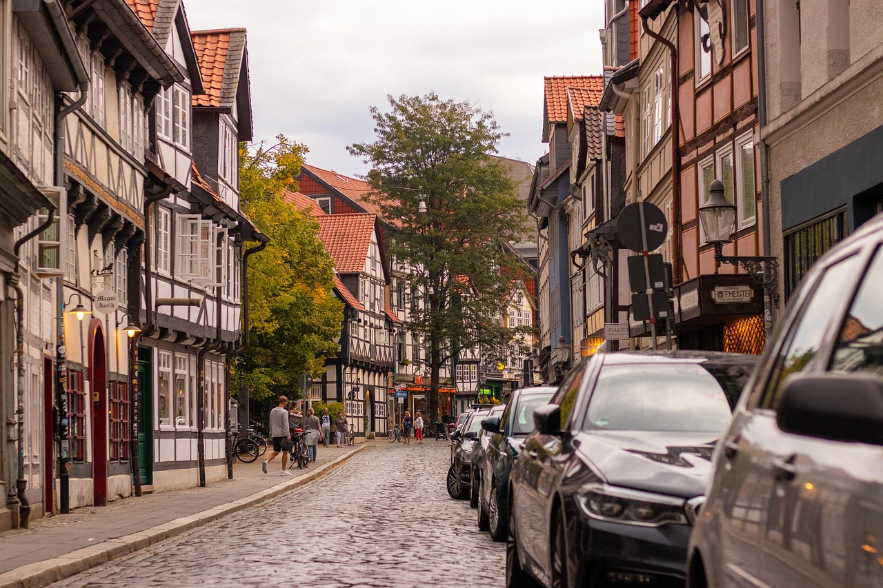 braunschweig, magniviertel, stadt, alte stadt, autos, straße, fachwerk, braunschweig, braunschweig, braunschweig, braunschweig, braunschweig