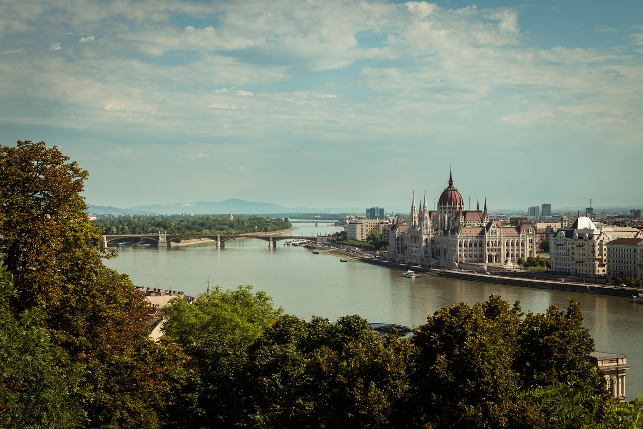 budapest, stad, skrivbordsbakgrunder, flod, buda, stadsbild, byggnader, bro, huvudstad, gratis tapeter, vacker tapet, arkitektur, donau, windows tapet, bakgrund, stadens centrum, arv, bärbar dator tapet, tapeter hd, coola bakgrunder, landmärke, 4k tapeter 1920x1080, känd, historisk, mac tapeter, tapeter i full hd, europa, 4k tapeter, fri bakgrund, tapeter 4k, hd tapeter, ungern, magyar