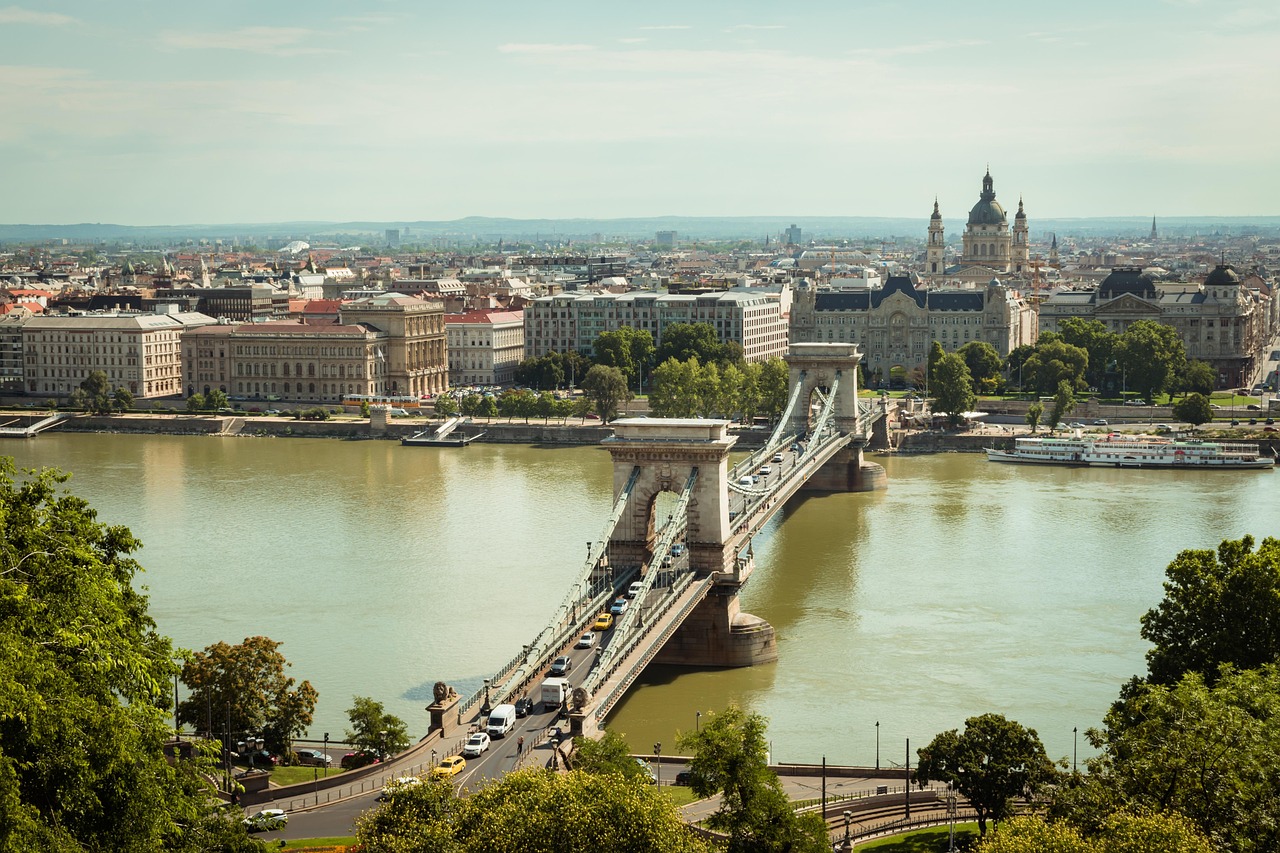 budapest, mac tapeter, tapeter 4k, bro, vacker tapet, flod, stad, buda, tapeter i full hd, 4k tapeter, byggnader, coola bakgrunder, tapeter hd, stadsbild, huvudstad, hd tapeter, kedjebro, fri bakgrund, arkitektur, gratis tapeter, skrivbordsbakgrunder, donau, bakgrund, stadens centrum, arv, landmärke, känd, bärbar dator tapet, historisk, 4k tapeter 1920x1080, europa, windows tapet, ungern, magyar
