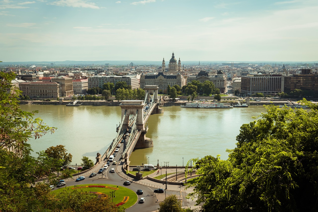 budapest, bro, flod, stad, buda, byggnader, skrivbordsbakgrunder, stadsbild, huvudstad, fri bakgrund, tapeter 4k, vacker tapet, kedjebro, arkitektur, donau, 4k tapeter 1920x1080, 4k tapeter, hd tapeter, bakgrund, mac tapeter, stadens centrum, arv, landmärke, känd, windows tapet, historisk, tapeter i full hd, europa, gratis tapeter, ungern, bärbar dator tapet, tapeter hd, coola bakgrunder, magyar
