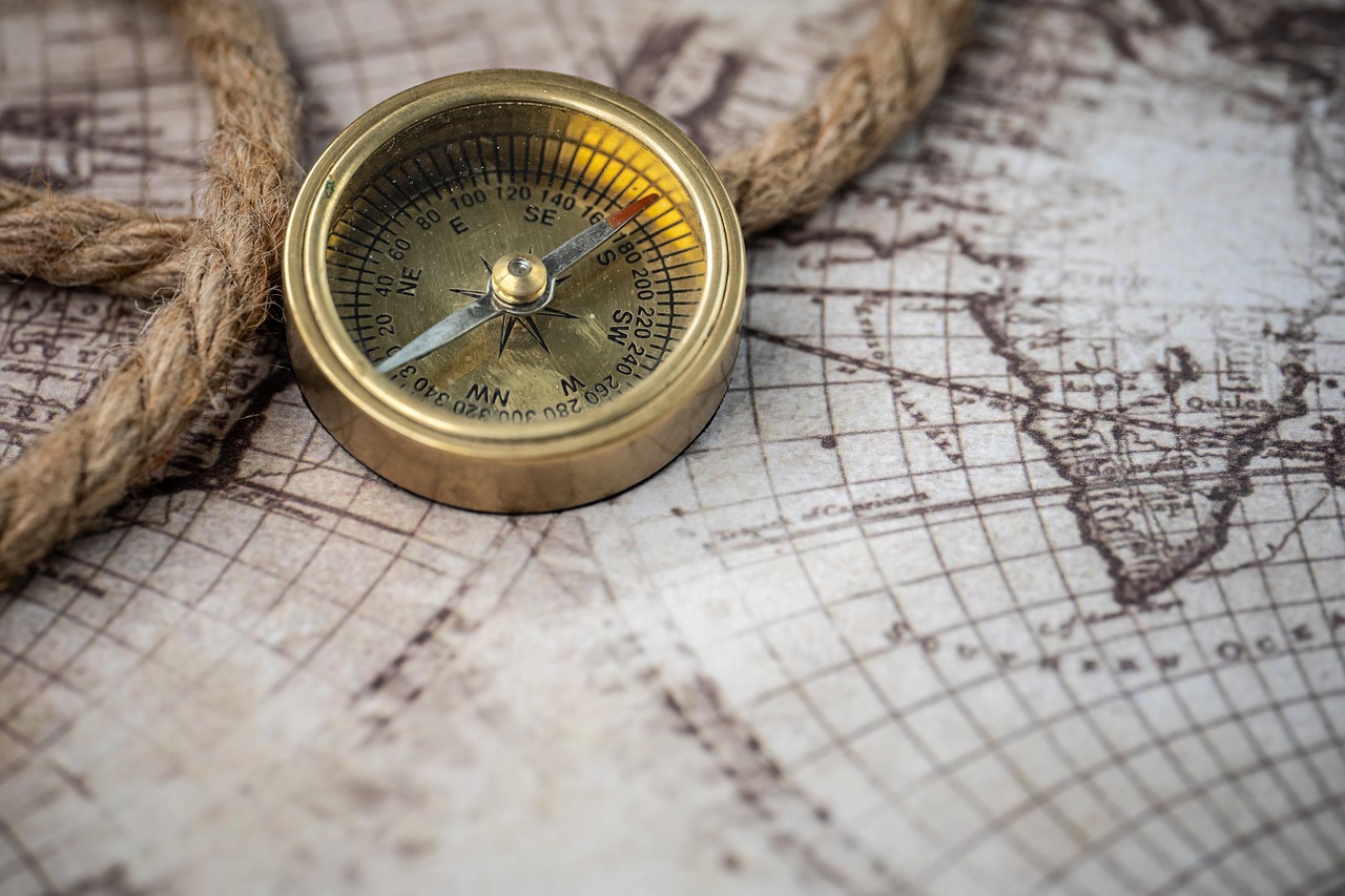 kompas, coole achtergronden, reizen, gratis wallpaper, navigatie, 4k-achtergrond 1920x1080, hd-achtergrond, gratis achtergrond, close up, achtergrond, vintage, full hd-achtergrond, oud, wallpaper hd, mooi behang, scheepvaart, 4k-achtergrond, laptop behang, windows behang, bureaubladachtergronden, varen, mac-achtergrond, behang 4k, touw