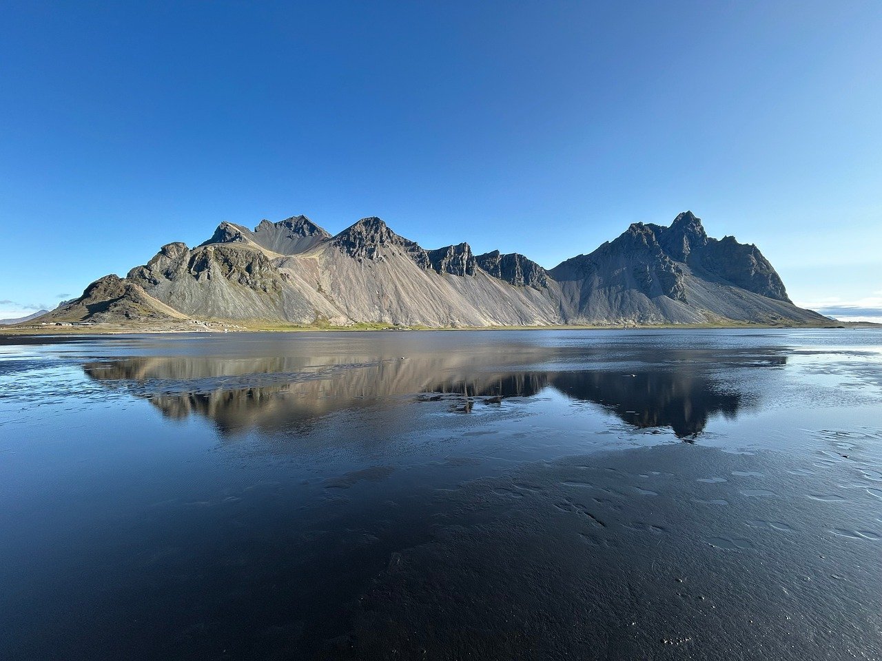mountain, cliff, water, beach, littoral, nature, sea, sand, outside, holiday, iceland, landscape