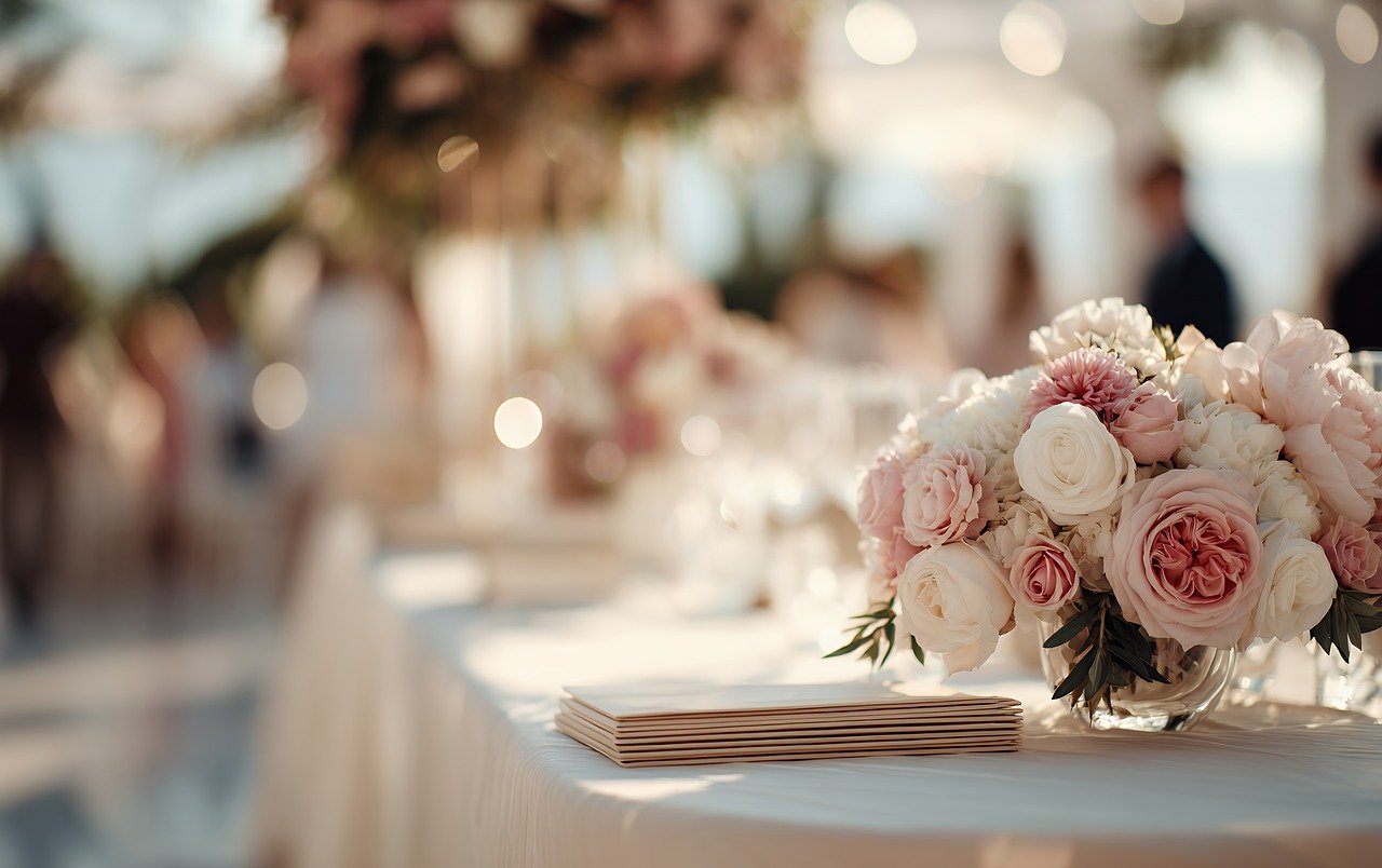 ai generated, wedding, flowers, floral, arrangement, table, event, decoration, luxury, celebration, bouquet, centerpiece, design, romance, festive, holiday, pastel, petals, blossom, decorative, dining, formal, occasion, gathering, ceremony
