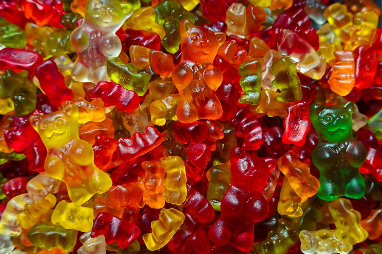 gummy bear, sweets, multi coloured, bear, food, yummy, sugar, jelly, cute, fruit gum, confectionery, gummy, fruit jelly mix, haribo