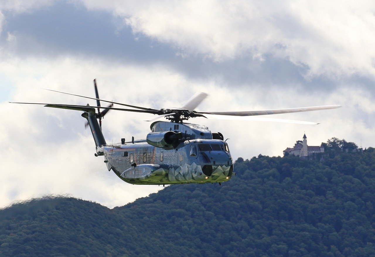 helicopter, ch 53, transport helicopter, military, vintage, airshow, hahnweide, air force, sikorsky, stallion, old, antique car